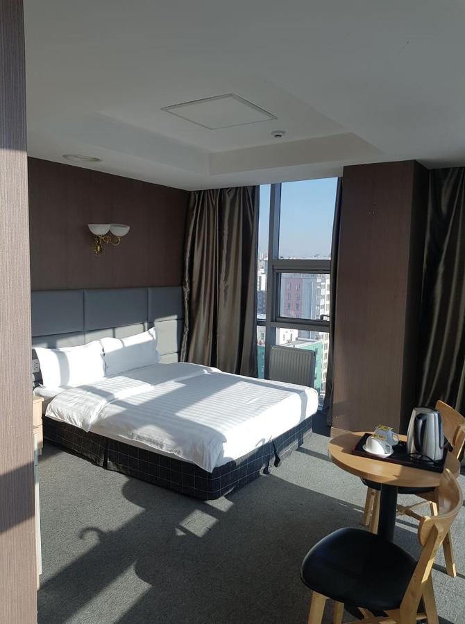 J Hotel Ulan Bator Eksteriør bilde